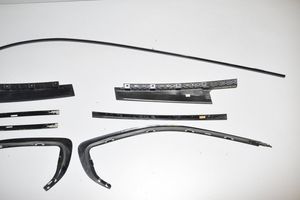 BMW 3 F30 F35 F31 Katon muotolistan suoja 7263239