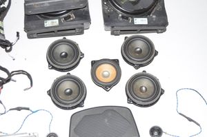 BMW 3 F30 F35 F31 Zestaw audio 9210150