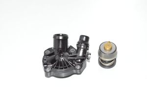 BMW 2 F45 Termostaatin kotelo 