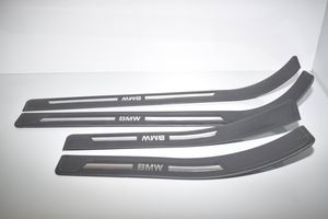 BMW 7 E38 Set di rifiniture davanzale (interno) 8220220