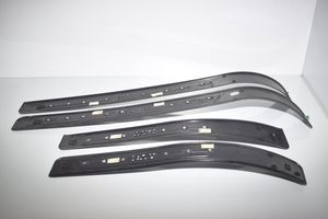 BMW 7 E38 Set di rifiniture davanzale (interno) 8220220