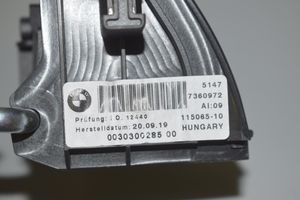 BMW 2 F46 Podpora mocowania półki bagażnika 7360972