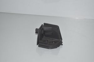 BMW 2 F46 Podpora mocowania półki bagażnika 7360972