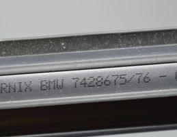 BMW X7 G07 Gumowa uszczelka drzwi przednich 7428675