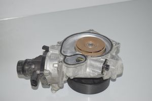 BMW 5 G30 G31 Vesipumppu 7645961