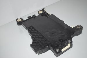 BMW 2 F46 Boîte de batterie 9387574