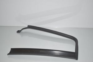 BMW 2 F46 Inne elementy wykończeniowe drzwi tylnych 7332984