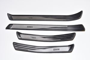 BMW 5 E60 E61 Garniture de protection de seuil intérieur 