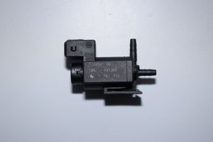 BMW 7 E38 Solenoīda vārsts 