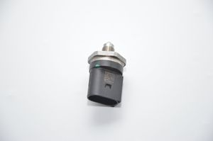 BMW 4 F32 F33 Fuel pressure sensor 