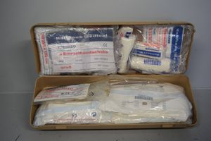 BMW 5 E39 First aid kit 8176553