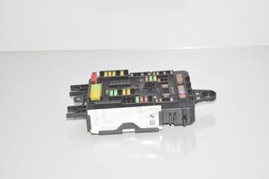 BMW 3 F30 F35 F31 Module de fusibles 