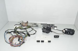 BMW 5 F10 F11 Pompa / Siłownik klapy tylnej bagażnika / Komplet 