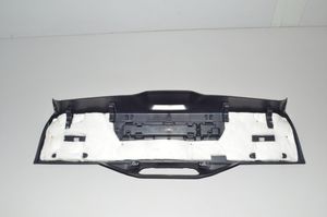 BMW X7 G07 Poszycie / Tapicerka tylnej klapy bagażnika 