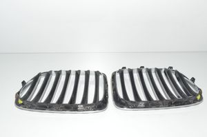 BMW X1 E84 Maskownica / Grill / Atrapa górna chłodnicy 