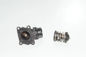 BMW 5 GT F07 Boîtier de thermostat / thermostat 