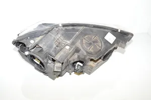 BMW X6 F16 Lampa przednia 7471347