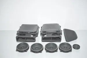 BMW 2 F46 Zestaw audio 9151127