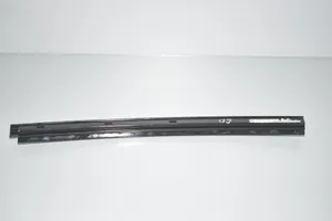 BMW 3 G20 G21 Rail de pare-brise de porte arrière 7465142