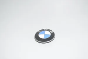 BMW 3 G20 G21 Gamintojo ženkliukas 7463684