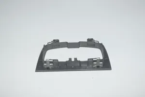 BMW 3 F30 F35 F31 Rivestimento della console di illuminazione installata sul rivestimento del tetto 9218531