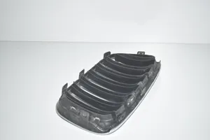 BMW X3 F25 Atrapa chłodnicy / Grill 7210725