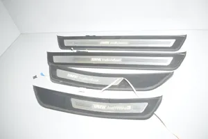 BMW 5 F10 F11 Zestaw listew progowych (wewnętrznych) 8050044