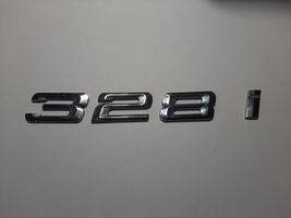 BMW 3 F30 F35 F31 Logo, emblème de fabricant 