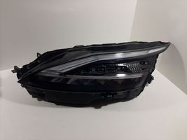 Nissan Qashqai J12 Lampa przednia 1008D02J