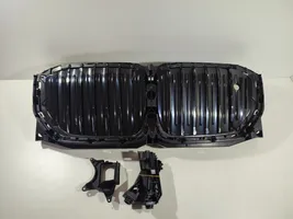 BMW X5M G05 F95 Grotelės viršutinės 5113226775