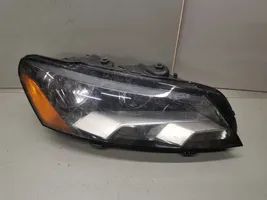 Volkswagen PASSAT B7 USA Lampa przednia 561941006A