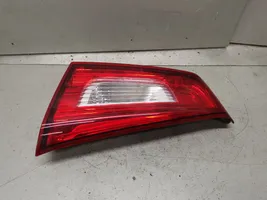 Mitsubishi RVR III Lampy tylnej klapy bagażnika 