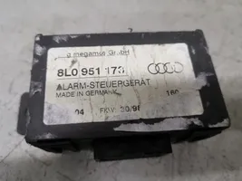 Audi A8 S8 D2 4D Altre centraline/moduli 8L0951173