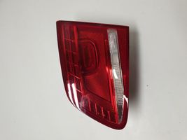 Volkswagen PASSAT B7 Luci posteriori del portellone del bagagliaio 3AE945308D