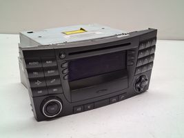 Mercedes-Benz CLS C219 Radio/CD/DVD/GPS-pääyksikkö A2118702790