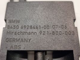 BMW X3 E83 Antenos valdymo blokas 8450692846100
