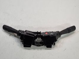 Toyota Auris E180 Leva/interruttore dell’indicatore di direzione e tergicristallo 17F852