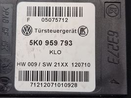 Volkswagen Touran II Moteur de lève-vitre de porte avant 5K0959793