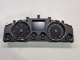 Volkswagen Touareg I Compteur de vitesse tableau de bord 7L6920881S