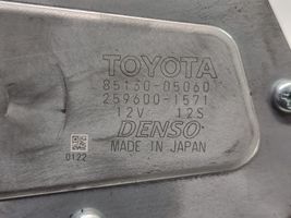 Toyota Avensis T270 Moteur d'essuie-glace arrière 8513005060