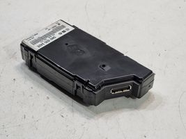 Volkswagen Golf VI USB-pistokeliitin 5N0035342E