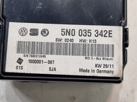 Volkswagen Golf VI Connettore plug in USB 5N0035342E