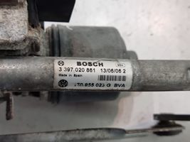 Volkswagen Touran I Tringlerie et moteur d'essuie-glace avant 1T0955119D