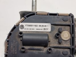 Volkswagen Touran I Tringlerie et moteur d'essuie-glace avant 1T0955119D