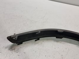 Volkswagen PASSAT B5.5 Modanatura separatore del paraurti anteriore 3B0807717