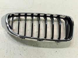 BMW 4 F32 F33 Maskownica / Grill / Atrapa górna chłodnicy 7294818