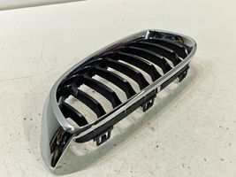 BMW 4 F32 F33 Maskownica / Grill / Atrapa górna chłodnicy 7294817