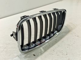 BMW 4 F32 F33 Maskownica / Grill / Atrapa górna chłodnicy 7294817