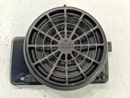 Audi A5 8T 8F Enceinte subwoofer 8T0035412D