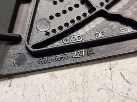 Audi A5 8T 8F Grilles, couvercle de haut-parleur porte avant 8T0857227A